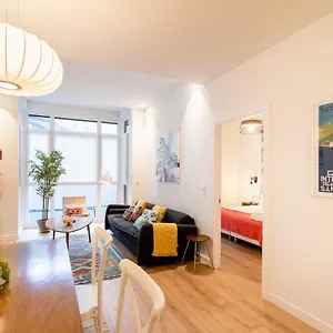  Apartamento Liberty Suites With Ac License Ess02716 España