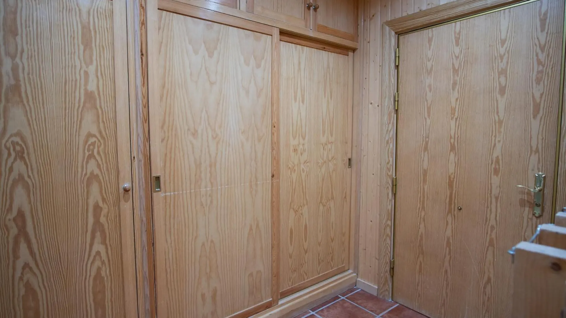 Apartament Europa House - Parking Gratis Sierra Nevada
